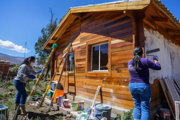 como pintar una casa prefabricada de madera